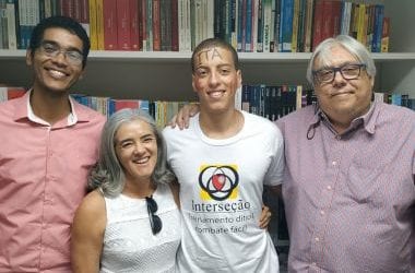 Único baiano aprovado no ITA e IME em 2019 comemora conquista ao lado da família